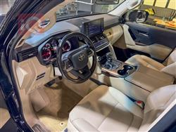 تۆیۆتا لاند کروزەر